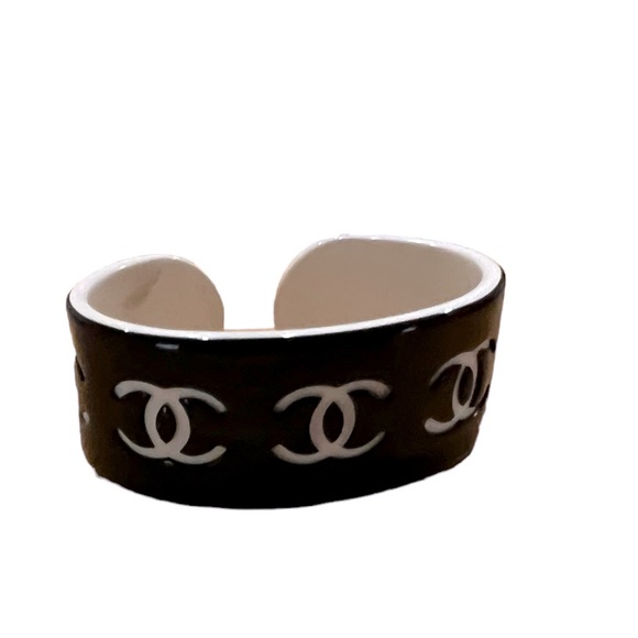 #1042 CHANEL Bracelet - Picture 5 of 5